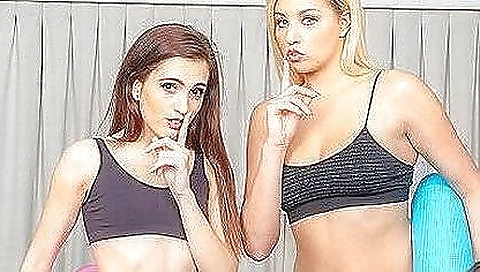 Chidos unloade grey and cum on her face