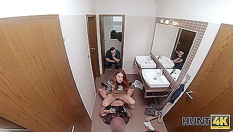 Sexy girlfriend gets her pussy fucked hard