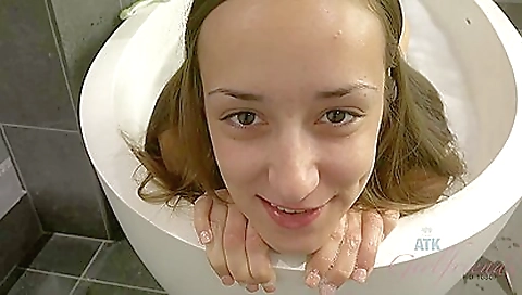 Hot chick gets wildly fucked by a huge cock