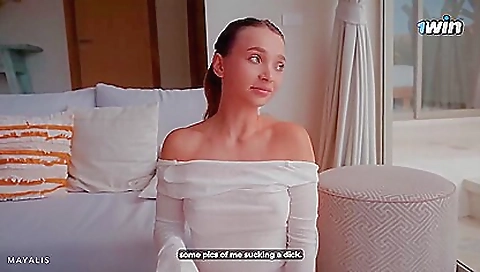 Sexy girl with a sexy body fucks like busy