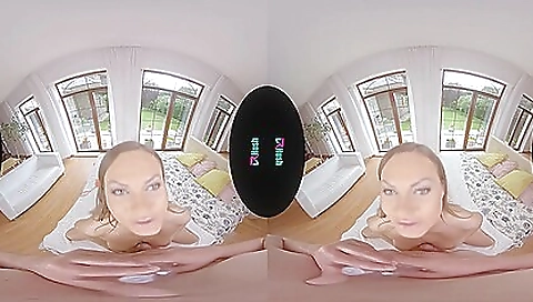 Smoking hot sex with a sexy brunette hair