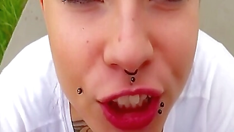 Spanish girl's pussy and mouth fuck