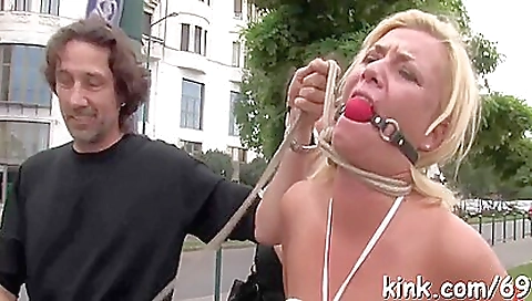 She's a little massage and facial cumshot