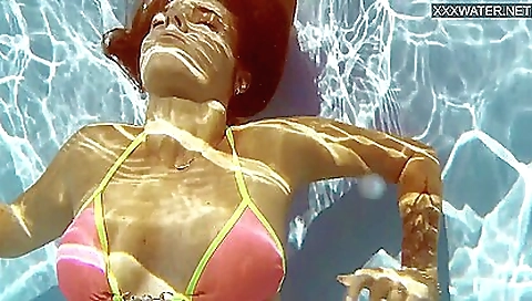 Sexy chick with huge tits fucks in a hawt hope