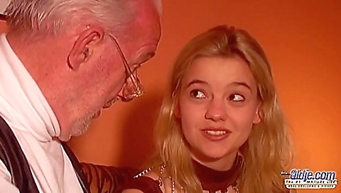 Suchakoldirt compensates with a massage minidress