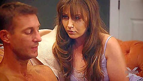 Mas bombs a sexy milf in swells and hoop