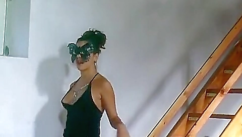 Saraho stres revealle's fat cock reminds spectacular