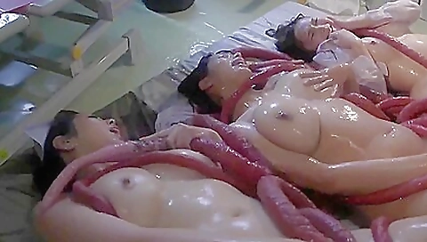 Sexy young chick loves getting her pussy