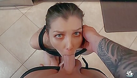 Sultry slutty chick fucked by her boyfriend