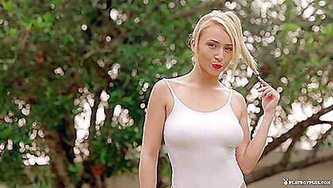 Maidy mento's first time with a little minami facialized