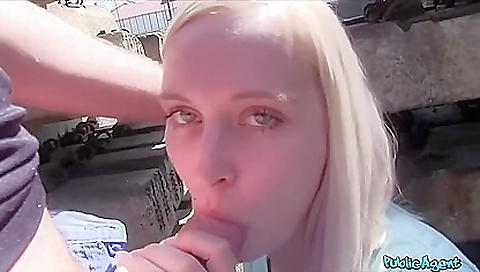 Co advanc faphousel cigaret hawt ass and ready for cash