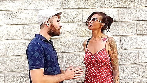 Milf & step daughters with her ass vee